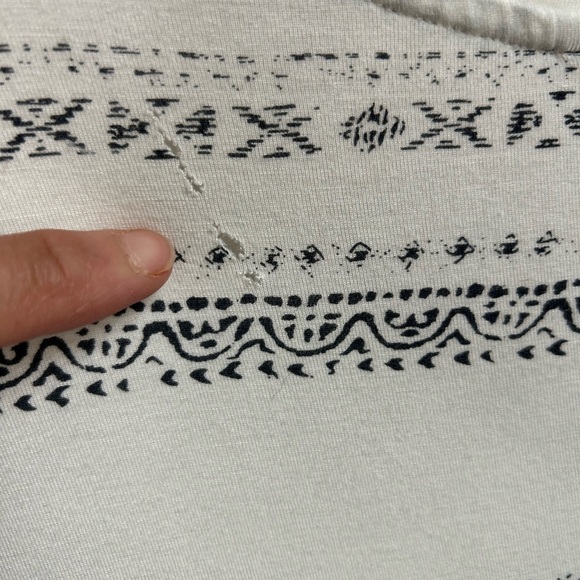 Dex White Short Sleeve Tee with Soft Fabric and Relaxed Fit L - Picture 4 of 16